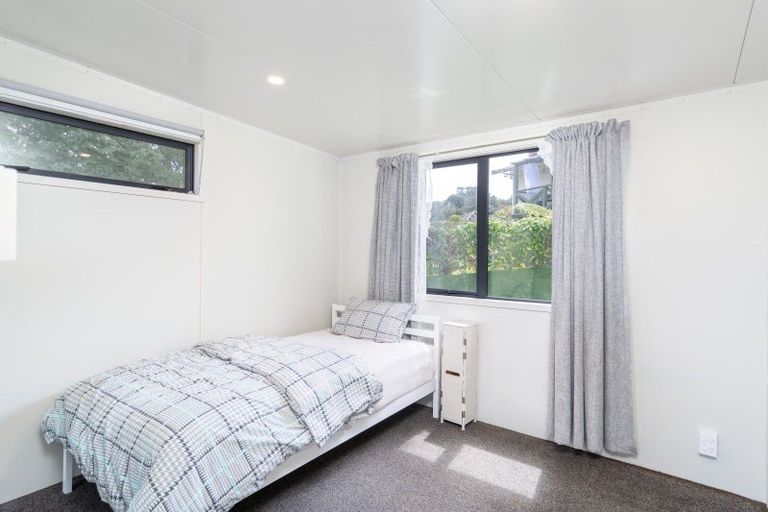 Photo of property in 9a Edelweiss Grove, Timberlea, Upper Hutt, 5018
