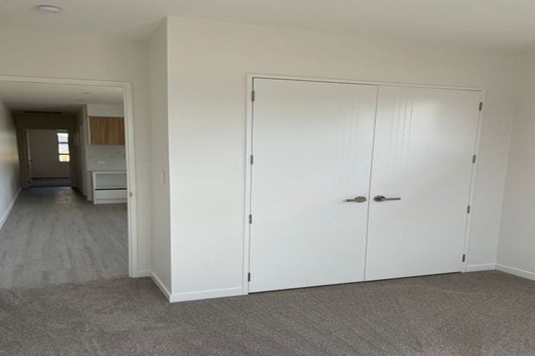 Photo of property in 2 Cutfield Lane, Kumeu, 0810