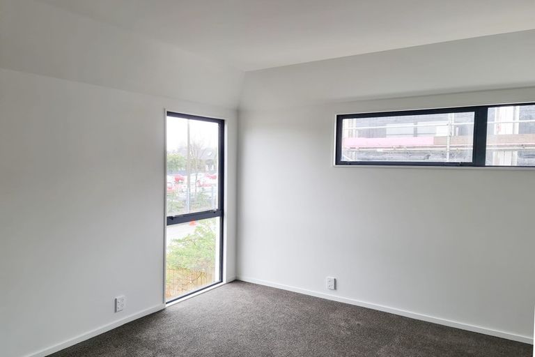 Photo of property in 4/10 Nova Place, Christchurch Central, Christchurch, 8011