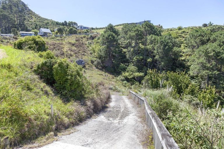 Photo of property in 94 Grange Road, Hahei, Whitianga, 3591