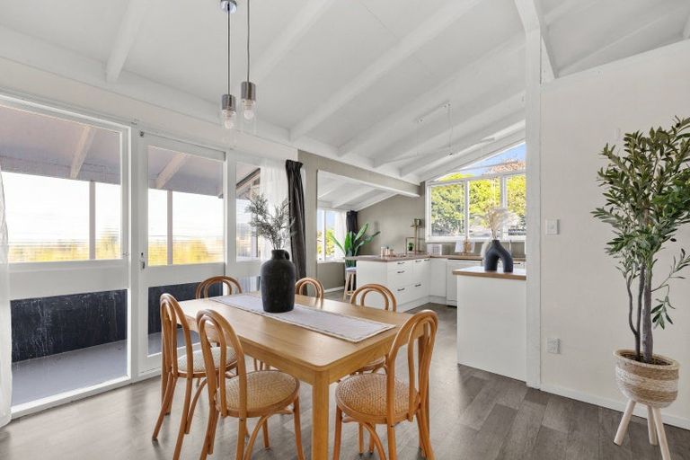 Photo of property in 9 Wychwood Crescent, Springfield, Rotorua, 3015