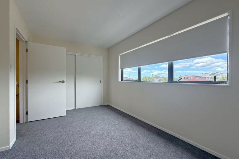 Photo of property in 6/10 Orchid Place, Te Atatu South, Auckland, 0610