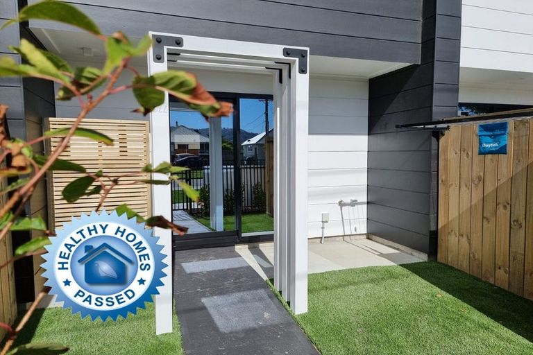 Photo of property in 2/322 Oxford Terrace, Avalon, Lower Hutt, 5011