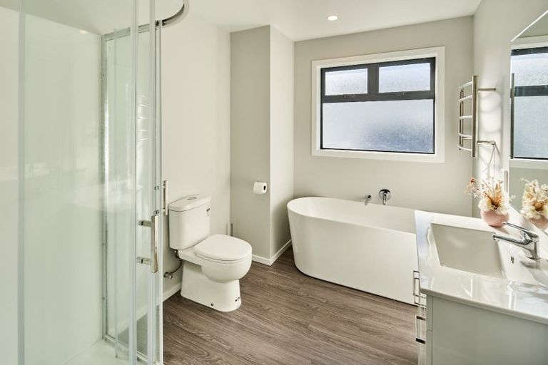 Photo of property in 92 Meremere Street, Wainuiomata, Lower Hutt, 5014