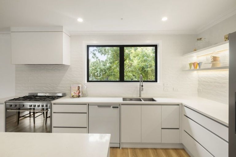 Photo of property in 40 Wordsworth Street, Leamington, Cambridge, 3432