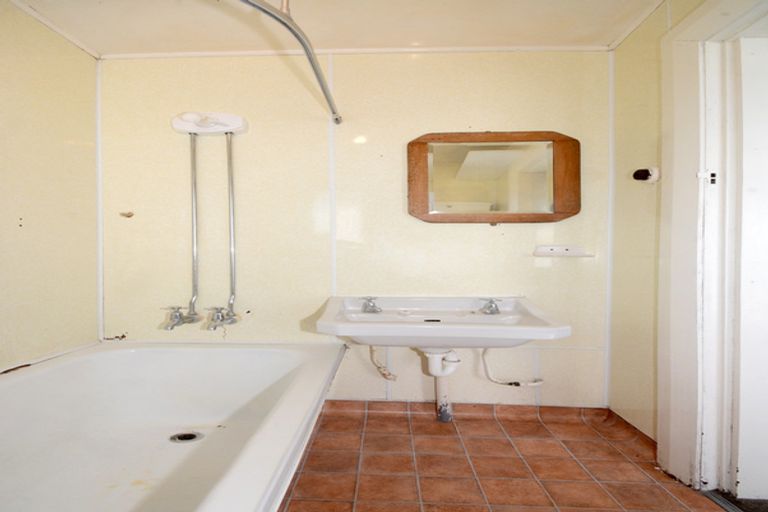 Photo of property in 9 Hall Street, South Dunedin, Dunedin, 9012