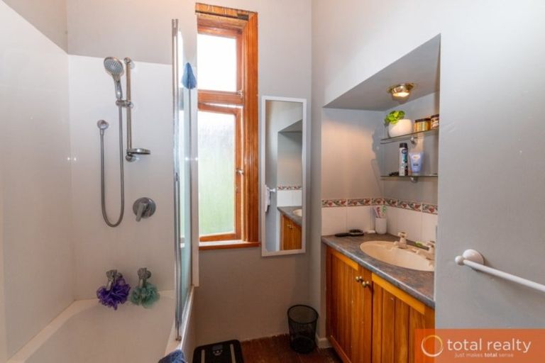 Photo of property in 72 Glen Road, The Glen, Dunedin, 9011