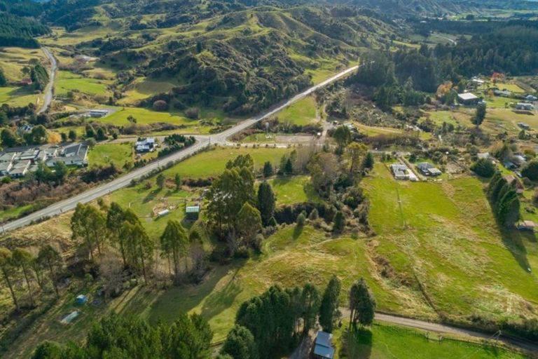 Photo of property in 12 Raurimu Road, Raurimu, Owhango, 3989