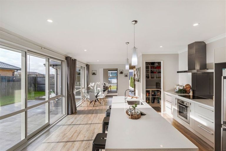 Photo of property in 4 Andesite Drive, Rolleston, 7614