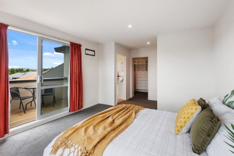 Photo of property in 7 Goodall Place, Redwood, Christchurch, 8051