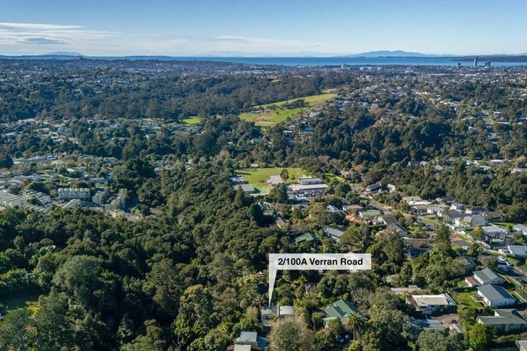 Photo of property in 2/100a Verran Road, Birkdale, Auckland, 0626