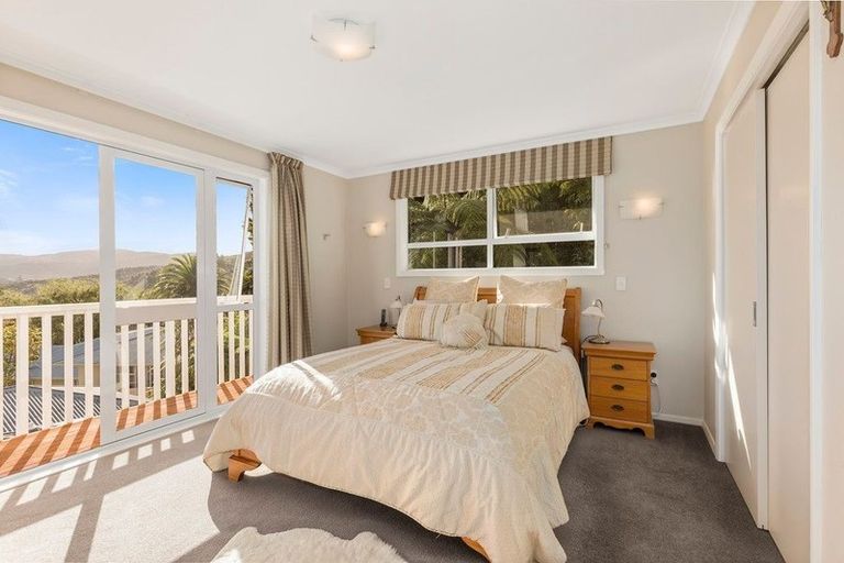 Photo of property in 111 Horoeka Street, Stokes Valley, Lower Hutt, 5019