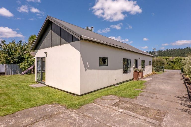 Photo of property in 14 Homebush Road, Glentunnel, Coalgate, 7673