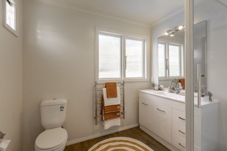 Photo of property in 212 Matai Road, Raumati Beach, Paraparaumu, 5032