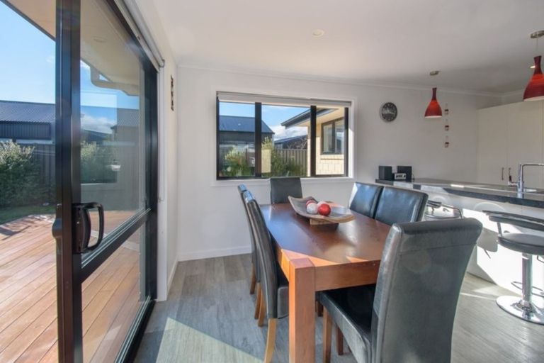 Photo of property in 18 Magnetic Place, Cromwell, 9310