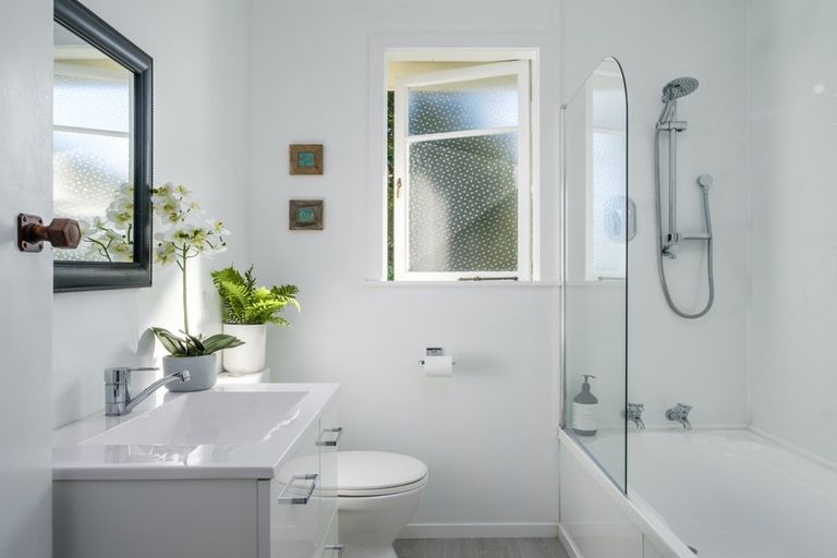 Photo of property in 10 Ayton Street, Mangapapa, Gisborne, 4010