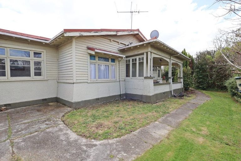 Photo of property in 23 Nichol Street, Heidelberg, Invercargill, 9812