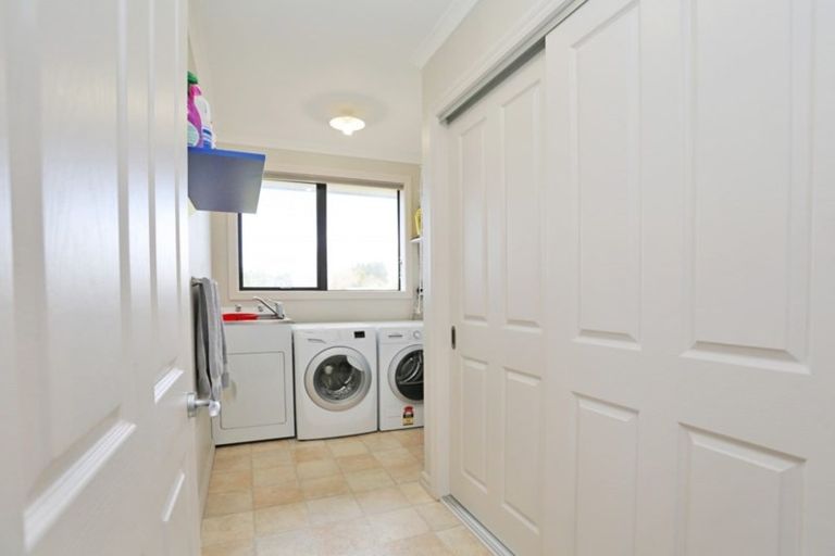 Photo of property in 9d Union Street, Winton, 9720