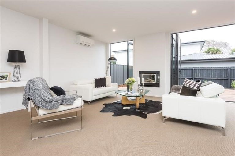 Photo of property in 1/3 Taylors Avenue, Bryndwr, Christchurch, 8052