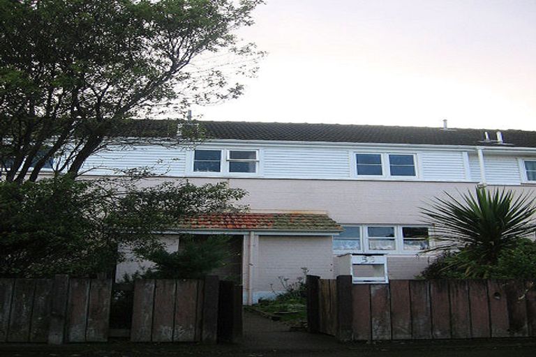 Photo of property in 33 Hawkins Street, Waiwhetu, Lower Hutt, 5010