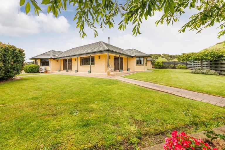 Photo of property in 289 Fitzherbert Road East, Aokautere, Palmerston North, 4471