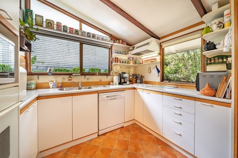 Photo of property in 3 Whangakoko Grove, Birchville, Upper Hutt, 5018