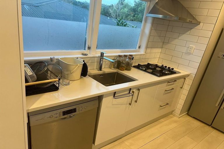 Photo of property in 62 Vandeleur Avenue, Birkdale, Auckland, 0626