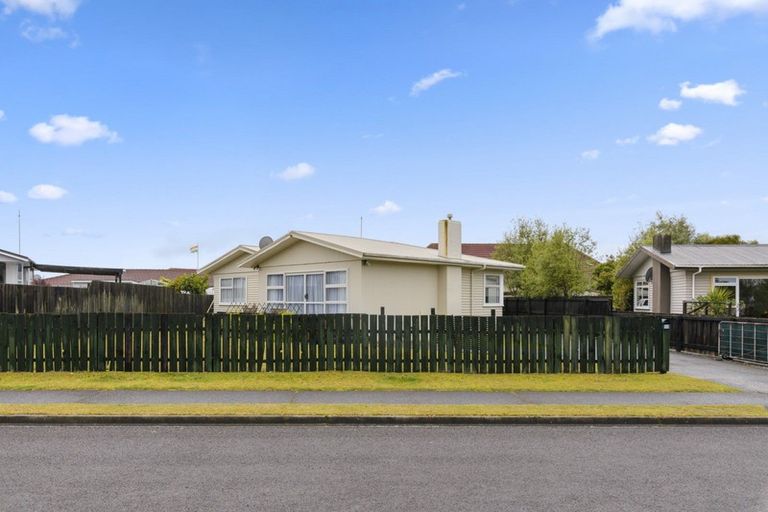 Photo of property in 12 Clouston Crescent, Fenton Park, Rotorua, 3010