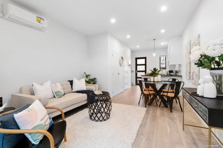 Photo of property in 9/36 Westgate Drive, Westgate, Auckland, 0614