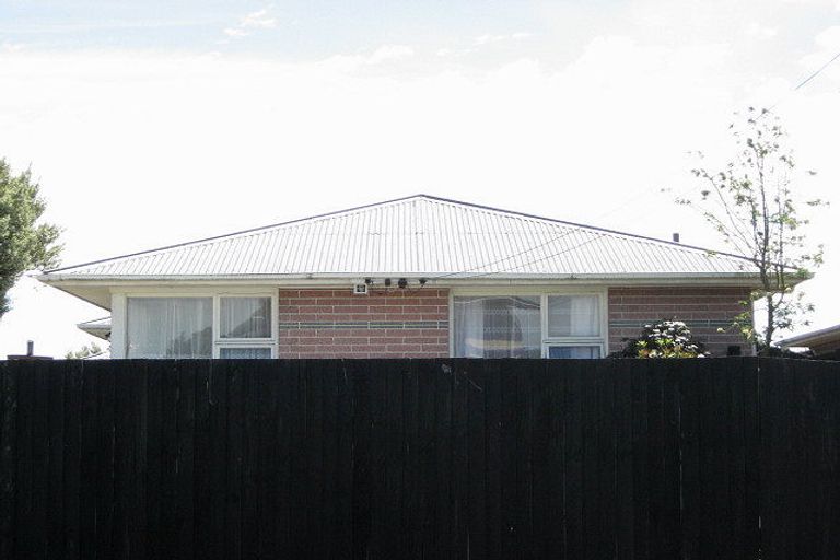 Photo of property in 4 Wingate Street, Redwood, Christchurch, 8051