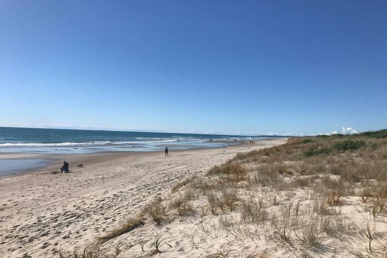 Photo of property in 716a Papamoa Beach Road, Papamoa Beach, Papamoa, 3118