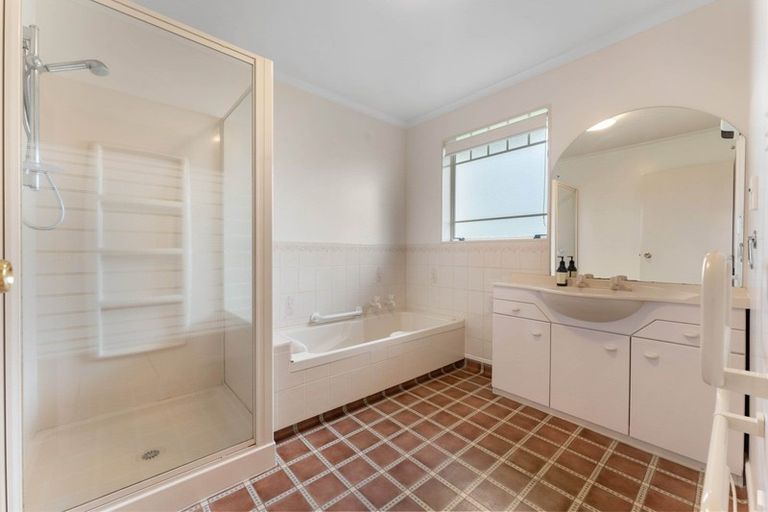 Photo of property in 85 Miranda Street, Stratford, 4332