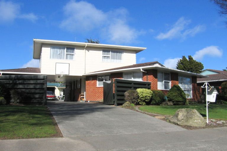 Photo of property in 8 Herbert Avenue, Cloverlea, Palmerston North, 4412