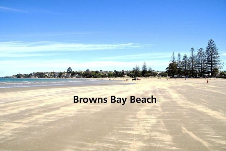 Photo of property in 692 Beach Road, Browns Bay, Auckland, 0630