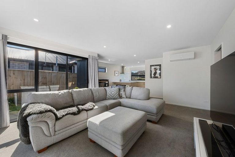 Photo of property in 17 Sutherlands Road, Halswell, Christchurch, 8025