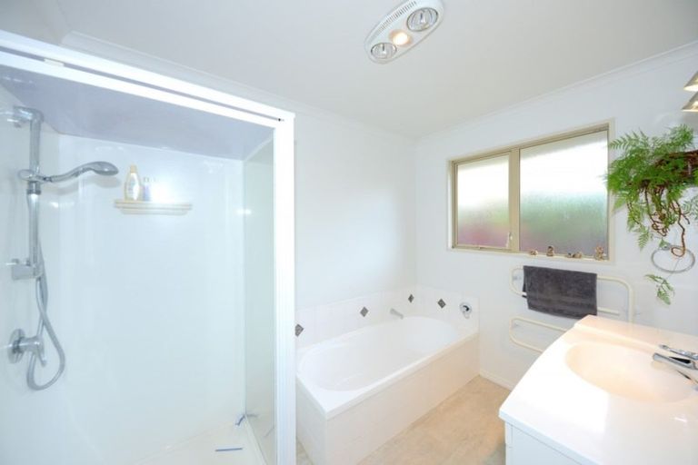 Photo of property in 3 Claude Hendry Lane, Hoon Hay, Christchurch, 8025