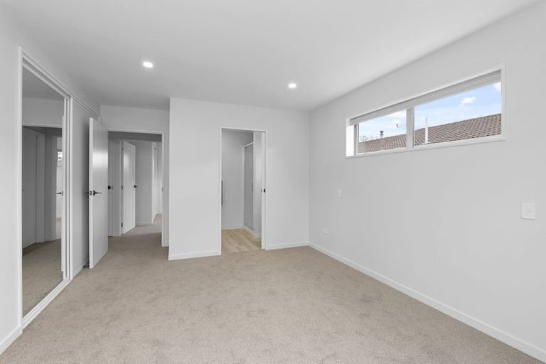 Photo of property in 1 Kakapo Lane, Redwood, Christchurch, 8051
