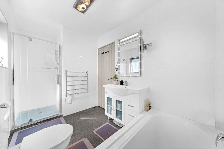 Photo of property in 42 Arrowsmith Drive, Flat Bush, Auckland, 2019