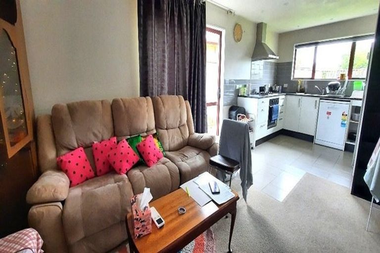 Photo of property in 59a Guthrie Street, Waterloo, Lower Hutt, 5011