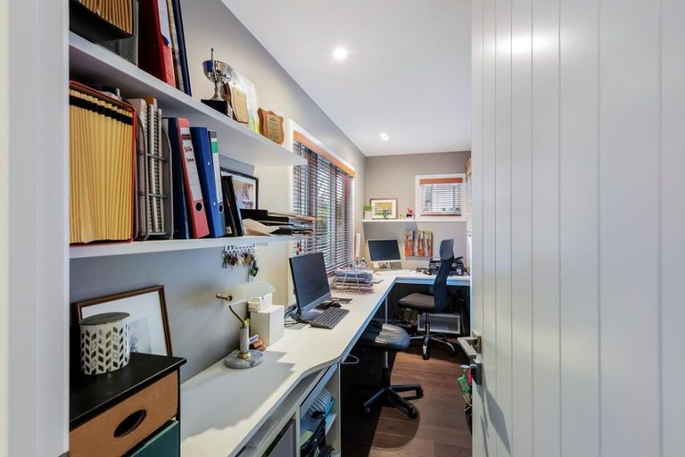 Photo of property in 10 Suffolk Street, Arrowtown, 9302