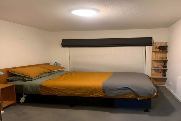 Photo of property in 1 Swithland Place, Avonhead, Christchurch, 8042