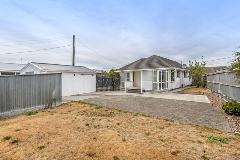 Photo of property in 3 Ontario Place, Wainoni, Christchurch, 8061