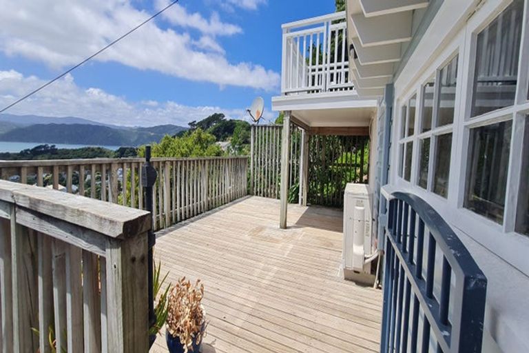 Photo of property in 120 Inglis Street, Seatoun, Wellington, 6022