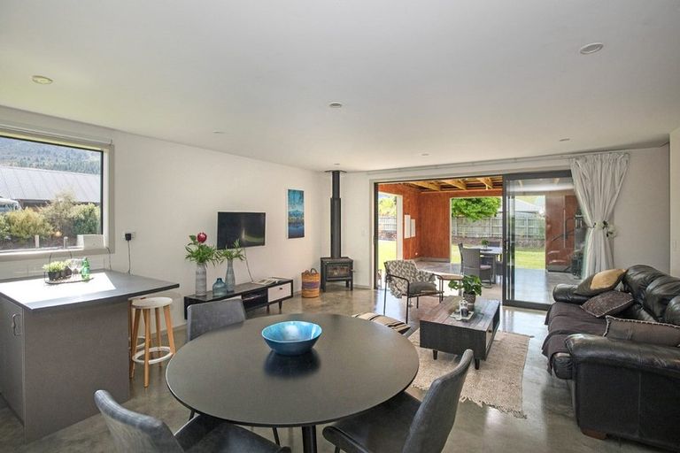 Photo of property in 18 Hewson Crescent, Lake Hawea, Wanaka, 9382