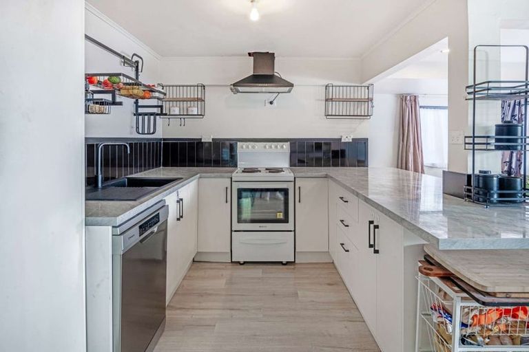 Photo of property in 30 Eltham Road, Blenheim, 7201