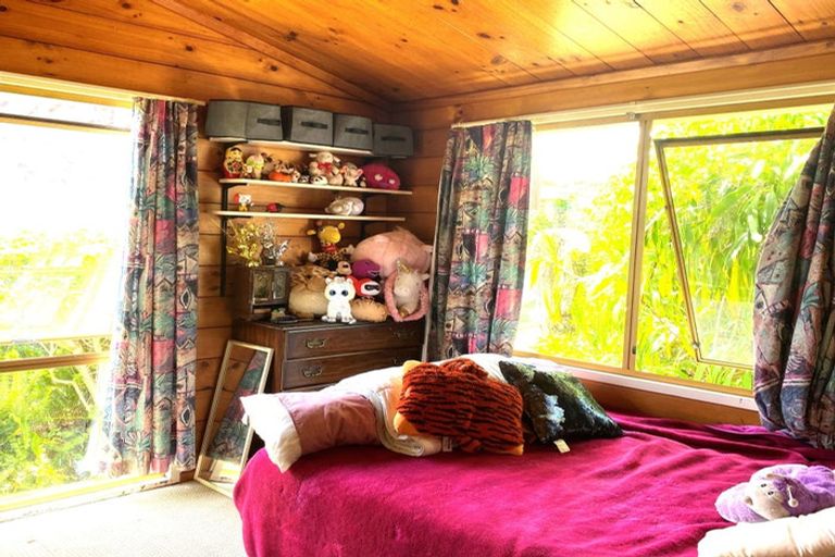 Photo of property in 43 Cheriton Road, Mellons Bay, Auckland, 2014