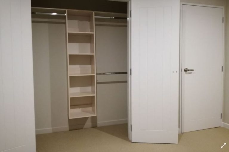 Photo of property in 8 Ilam Lane, Fairview Heights, Auckland, 0632