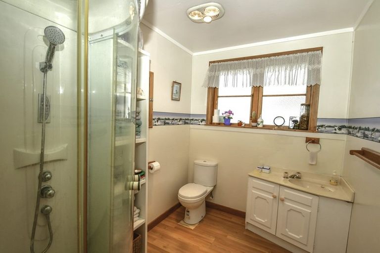 Photo of property in 27 Cureton Street, Morrinsville, 3300