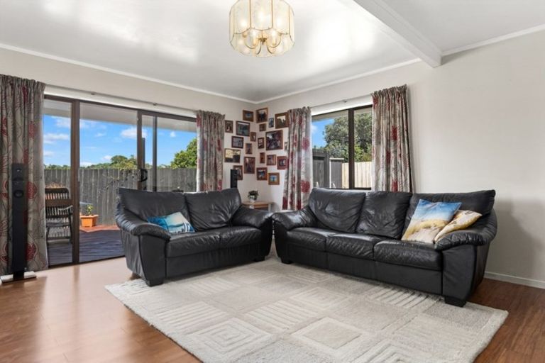Photo of property in 14a Dunton Drive, Welcome Bay, Tauranga, 3112