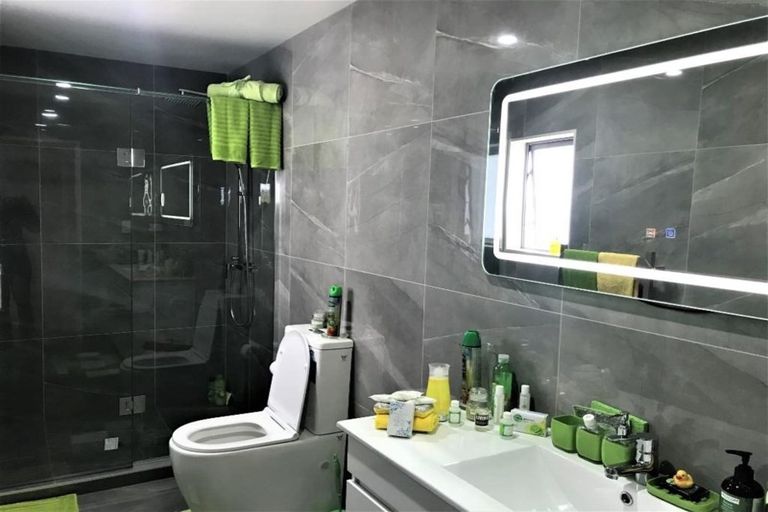 Photo of property in 77a Puhinui Road, Papatoetoe, Auckland, 2104